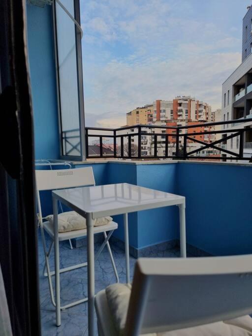 Central Gem Tirana Zewnętrze zdjęcie